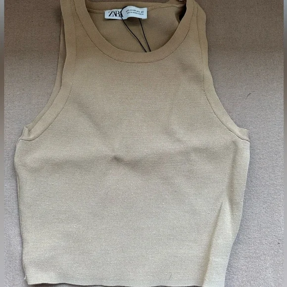 Zara - Ribbed Beige Crop Top - S - Picture 2 of 3